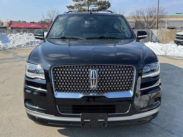 Used 2022 Lincoln Navigator L Reserve image 2