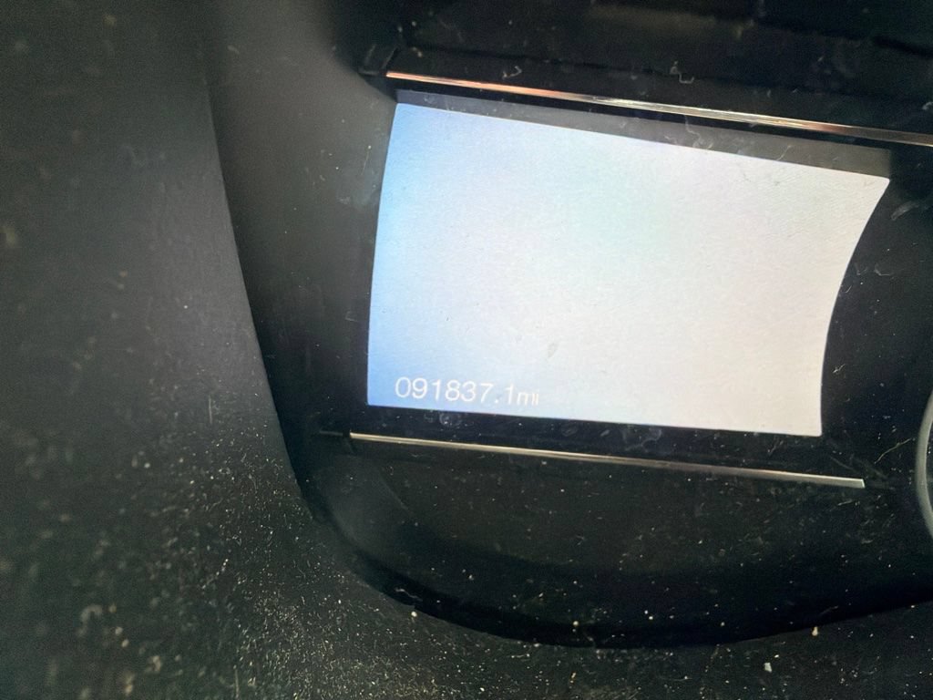 Used 2017 Ford Explorer XLT w/ Equipment Group 201A AWD/4WD image 12