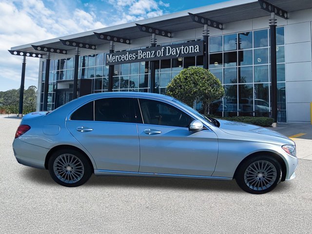Used 2015 Mercedes-Benz C 300 4MATIC Sedan image 3
