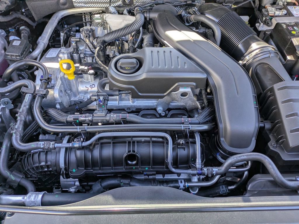 Certified 2025 Volkswagen Taos S FWD image 22