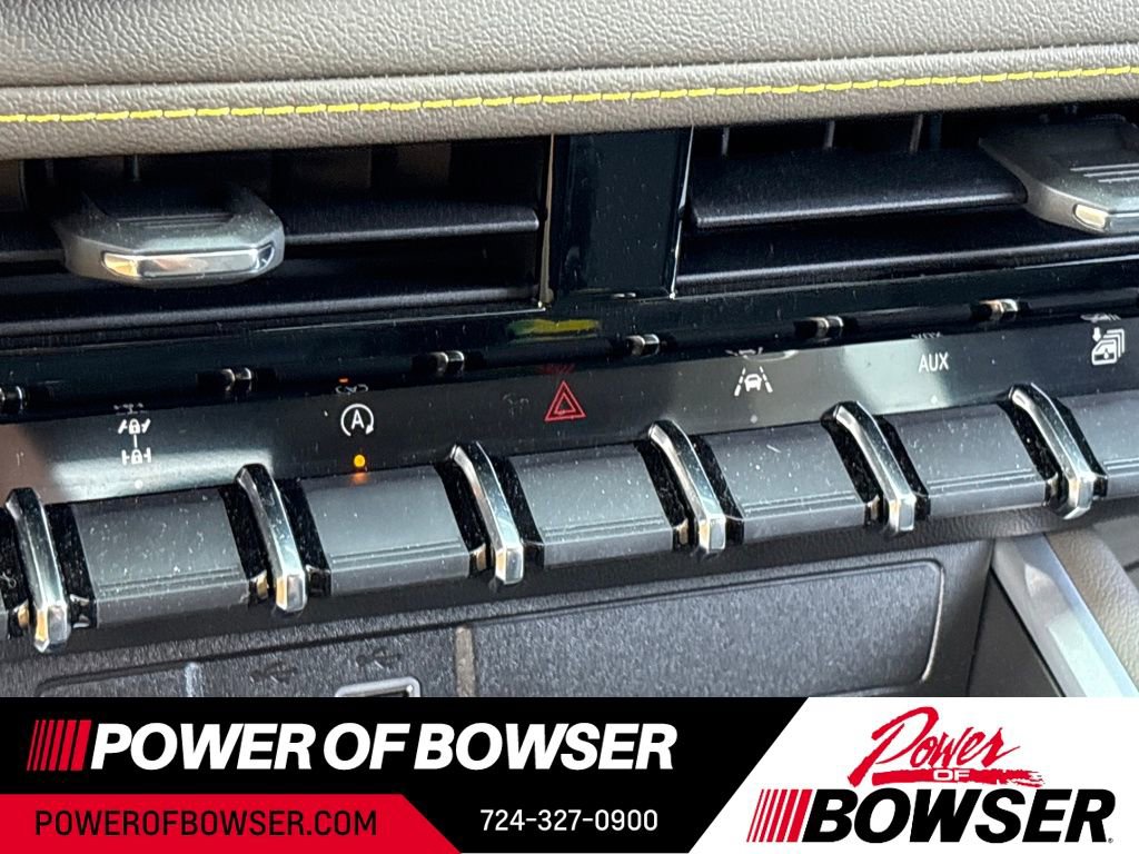 Used 2025 Chevrolet Colorado ZR2 image 18