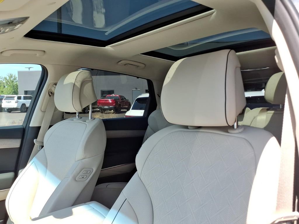 New 2026 Genesis GV80 2.5T Prestige AWD/4WD image 16