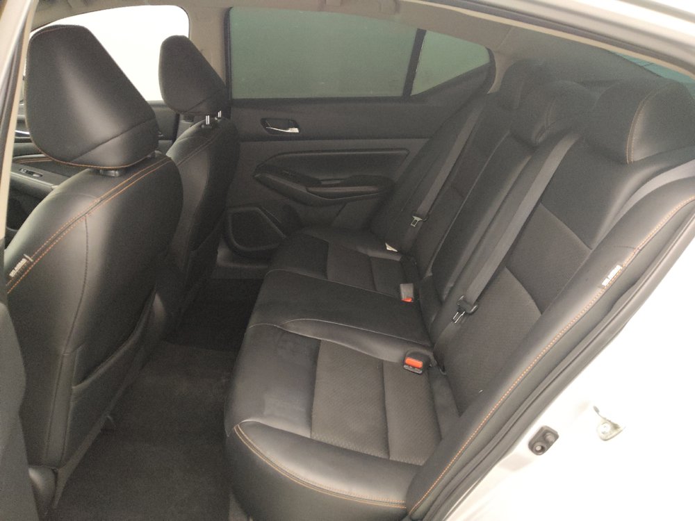 Used 2021 Nissan Altima 2.5 SR FWD image 18