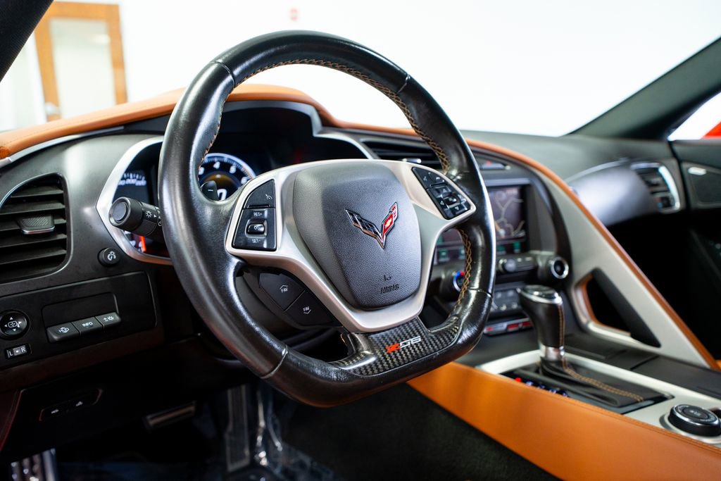 Used 2018 Chevrolet Corvette Z06 RWD image 33