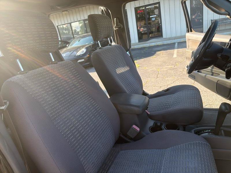 Used 2000 Nissan Xterra XE RWD image 22