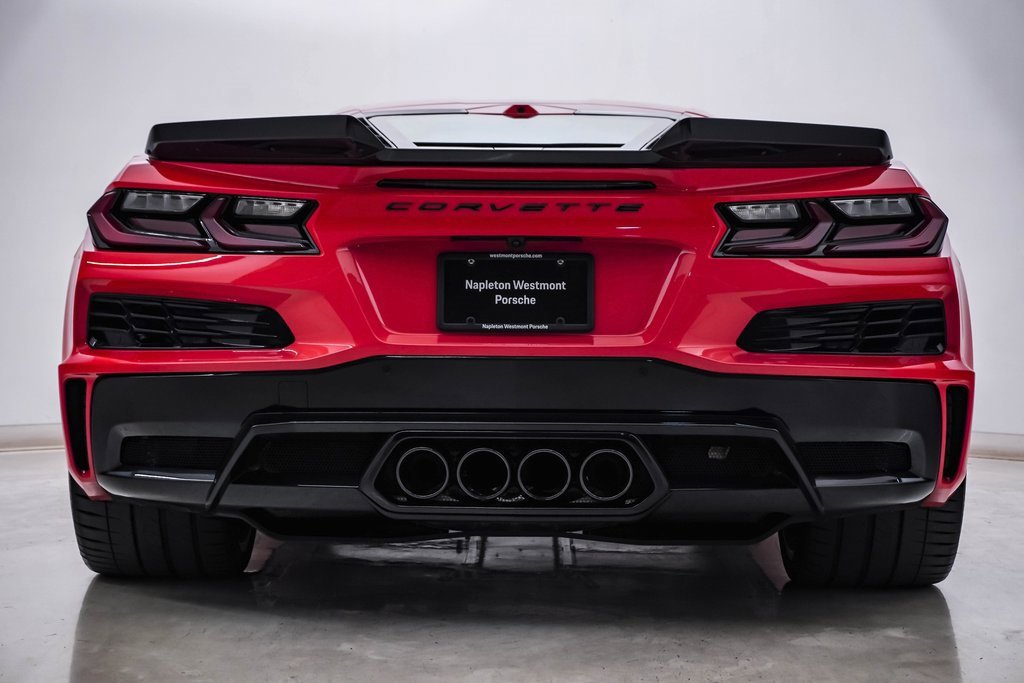 Used 2025 Chevrolet Corvette Z06 image 8