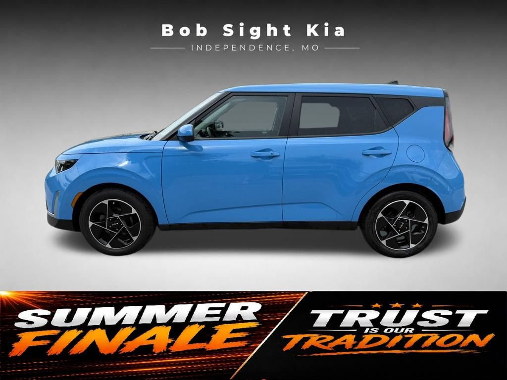 Used 2023 Kia Soul EX FWD image 6