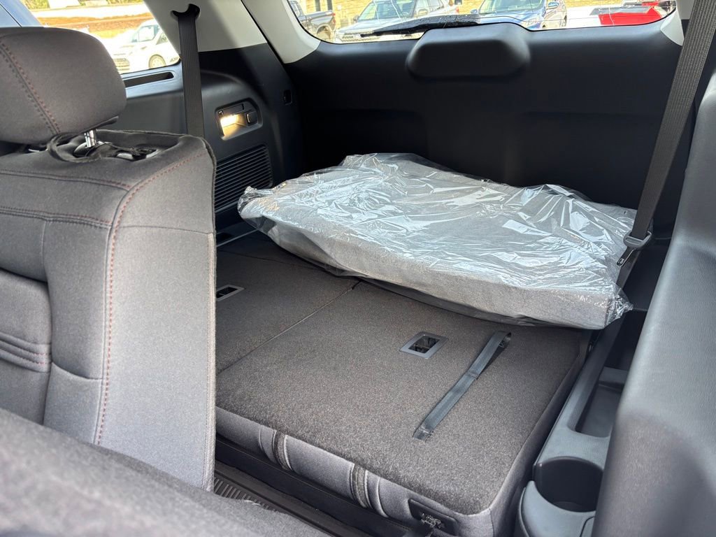 New 2026 Ford Explorer Active image 16