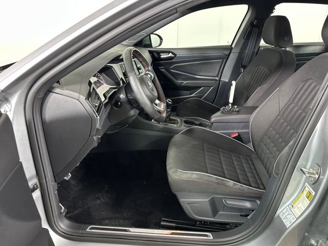 Used 2020 Volkswagen Jetta GLI image 11