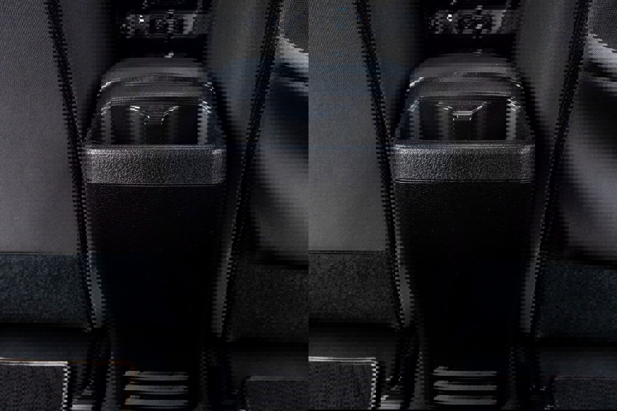 Used 2016 Toyota Tacoma TRD Sport image 32