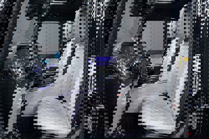 Used 2025 Mercedes-Benz G 63 AMG AMG G 63 image 31