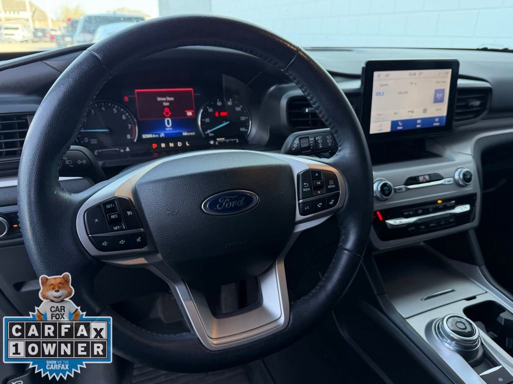 Used 2023 Ford Explorer XLT image 10