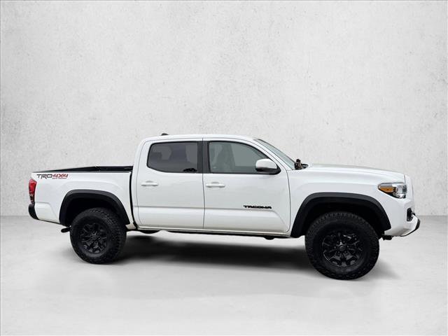 Used 2016 Toyota Tacoma TRD Off-Road w/ Towing Package video 4