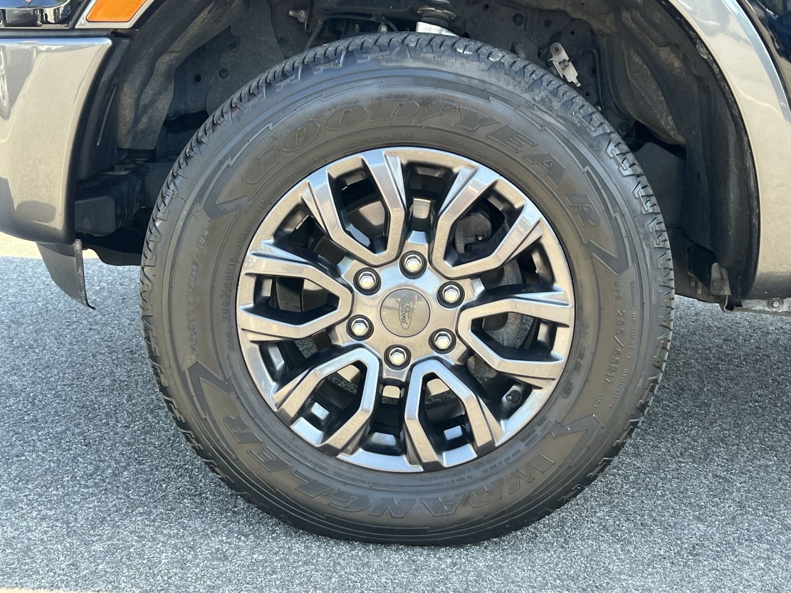 Used 2019 Ford Ranger XLT w/ Equipment Group 301A Mid AWD/4WD image 11