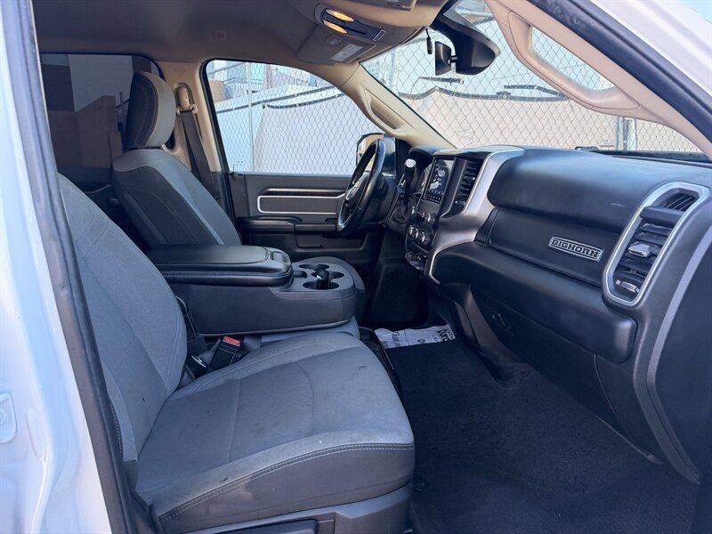 Used 2019 RAM 3500 Big Horn RWD image 17