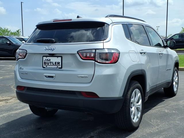 Used 2024 Jeep Compass Latitude image 24