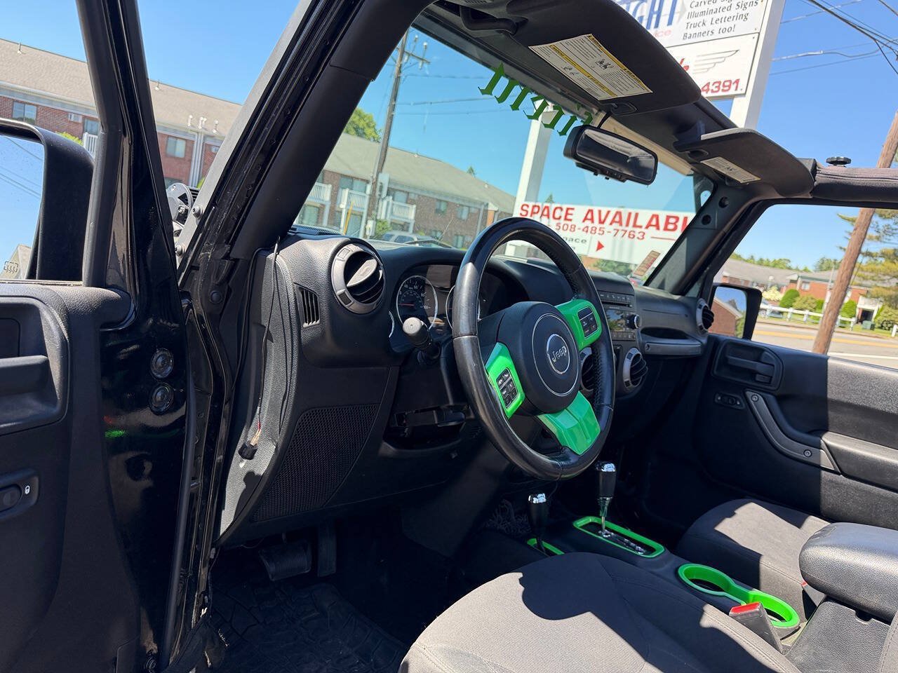 Used 2016 Jeep Wrangler Sport AWD/4WD image 18