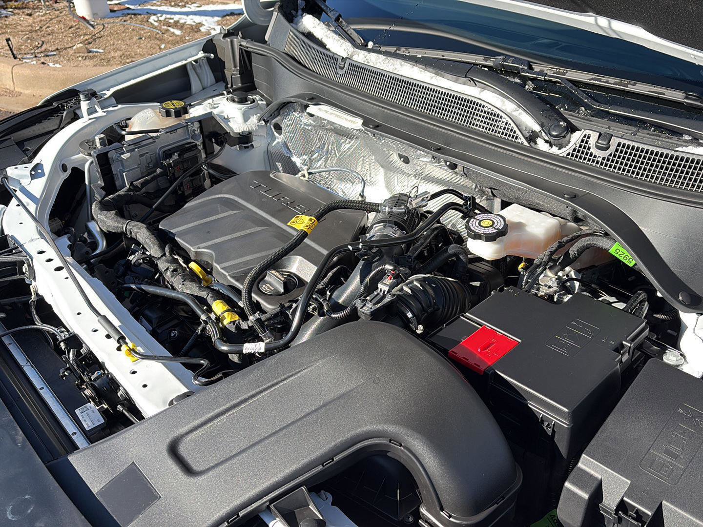 Used 2025 Chevrolet Trax LT w/ LT Convenience Package image 9