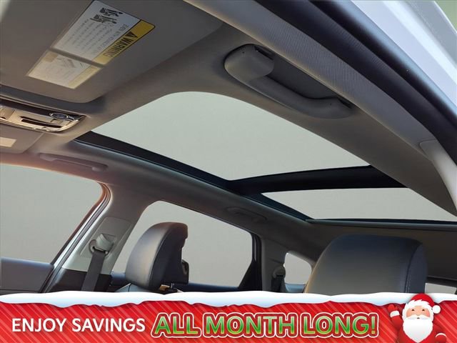 Used 2025 Kia Sportage SX image 12