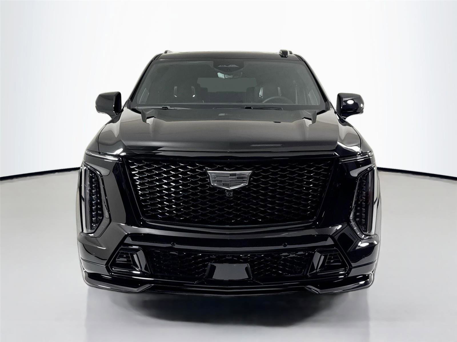 Used 2025 Cadillac Escalade ESV V w/ LPO, ONYX Package AWD/4WD image 11