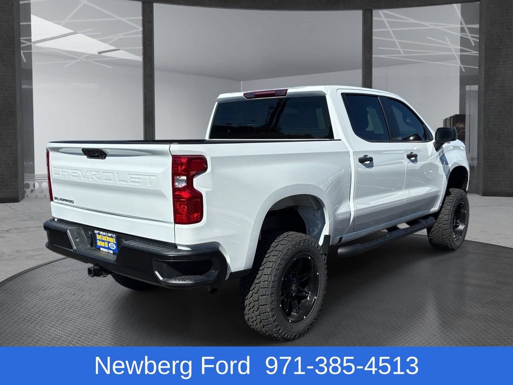Used 2024 Chevrolet Silverado 1500 W/T w/ Z71 Off-Road Package AWD/4WD image 5