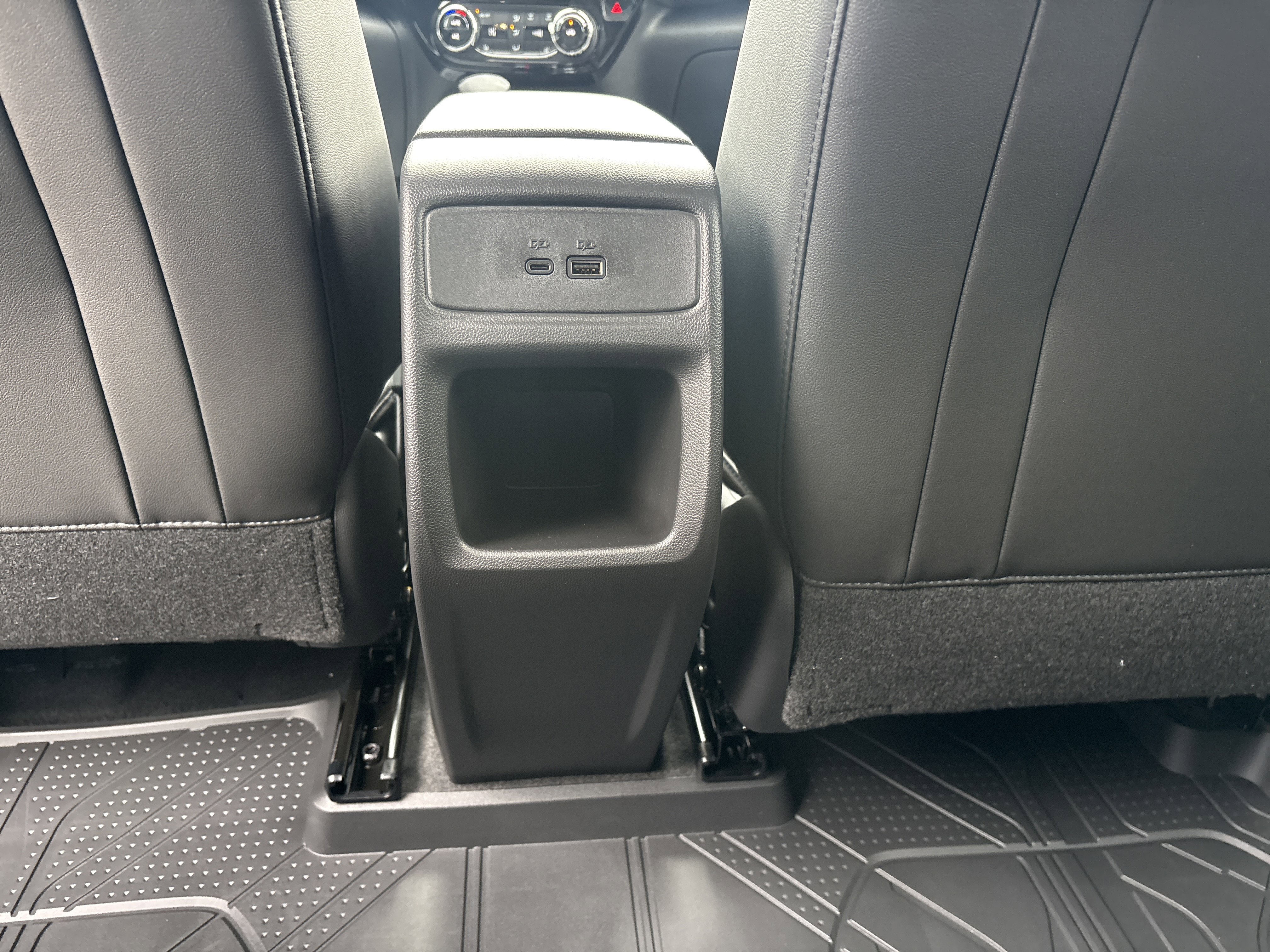 New 2026 Chevrolet Trax LT w/ Driver Confidence Package FWD image 25