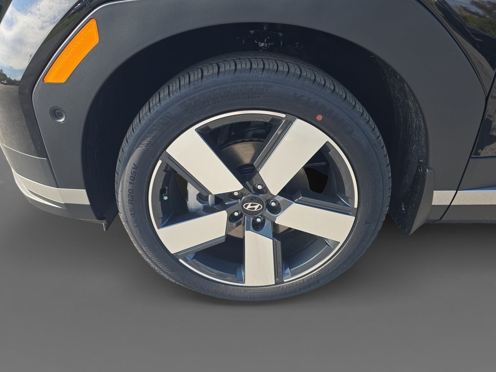 New 2027 Hyundai Santa Fe Limited AWD/4WD image 9