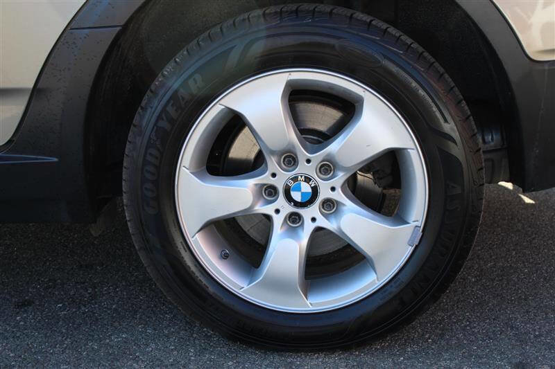 Used 2008 BMW X3 3.0si image 16