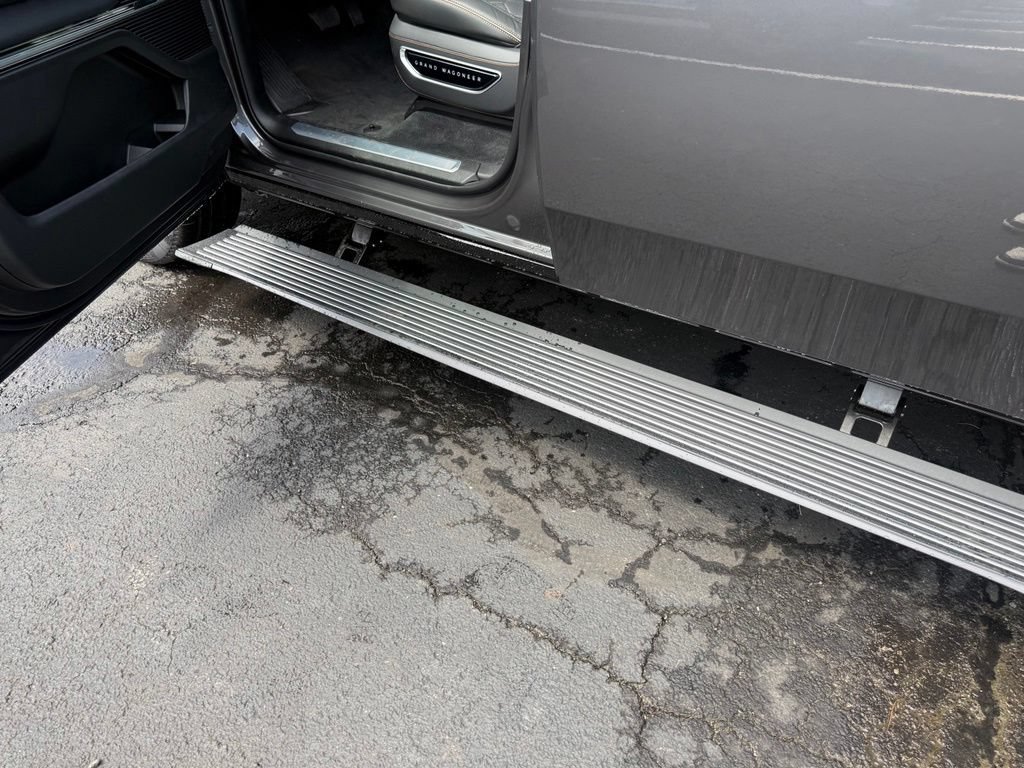 New 2026 Jeep Grand Wagoneer L Summit AWD/4WD image 12