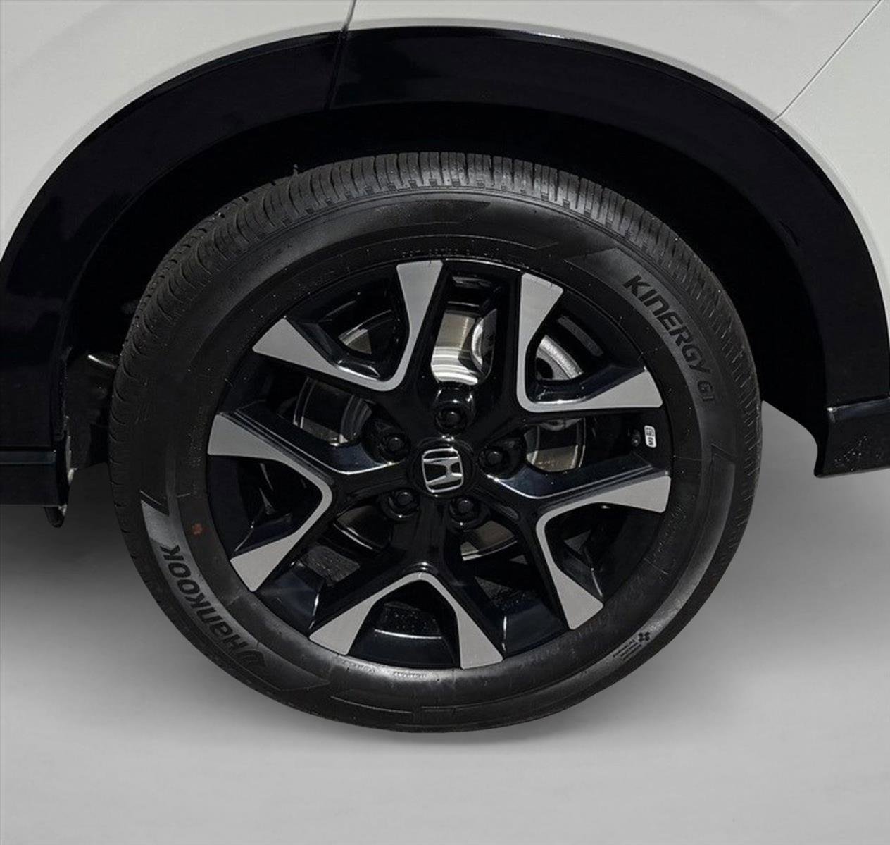 Used 2026 Honda HR-V EX-L image 9