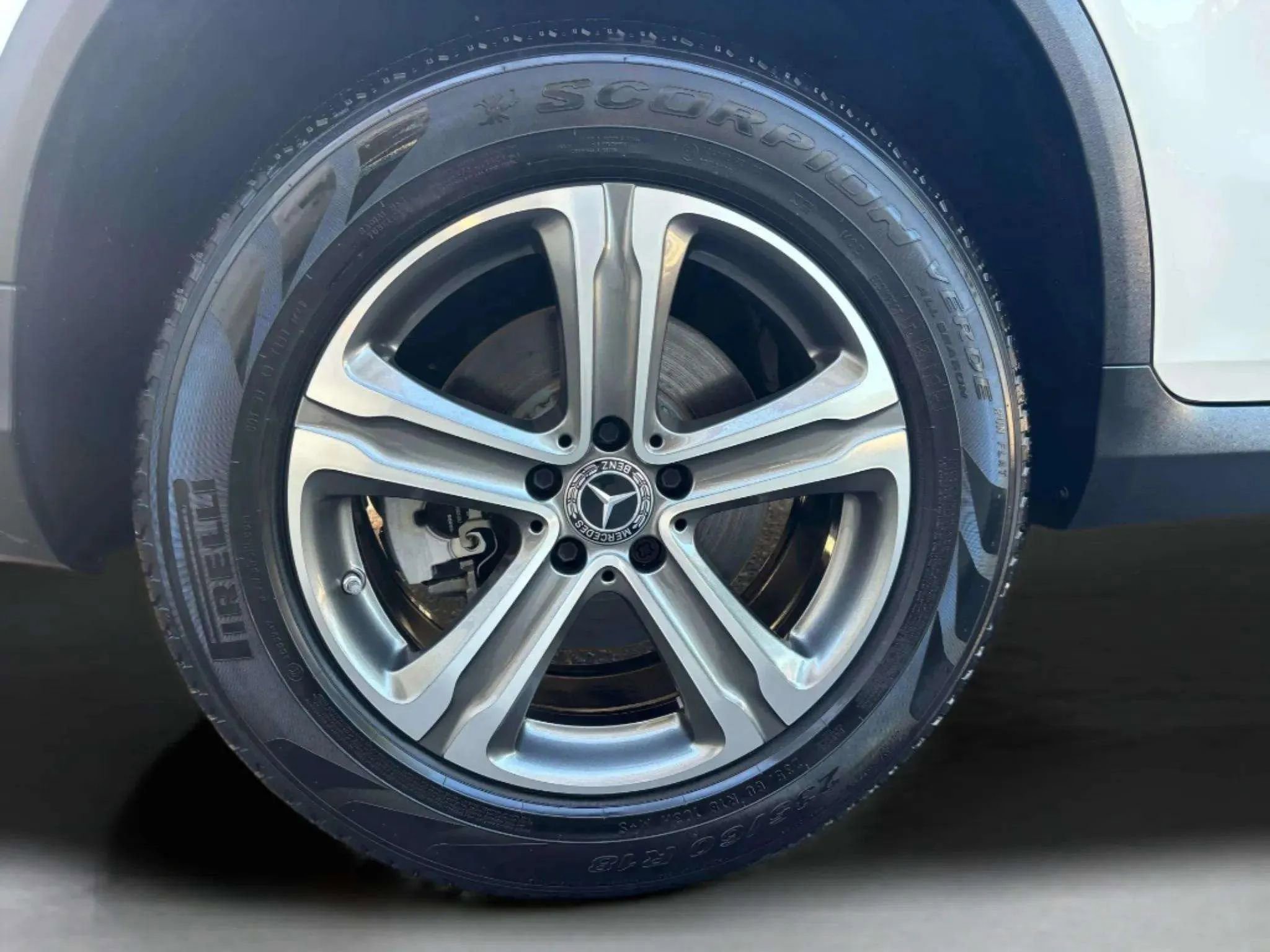 Used 2022 Mercedes-Benz GLC 300 image 30
