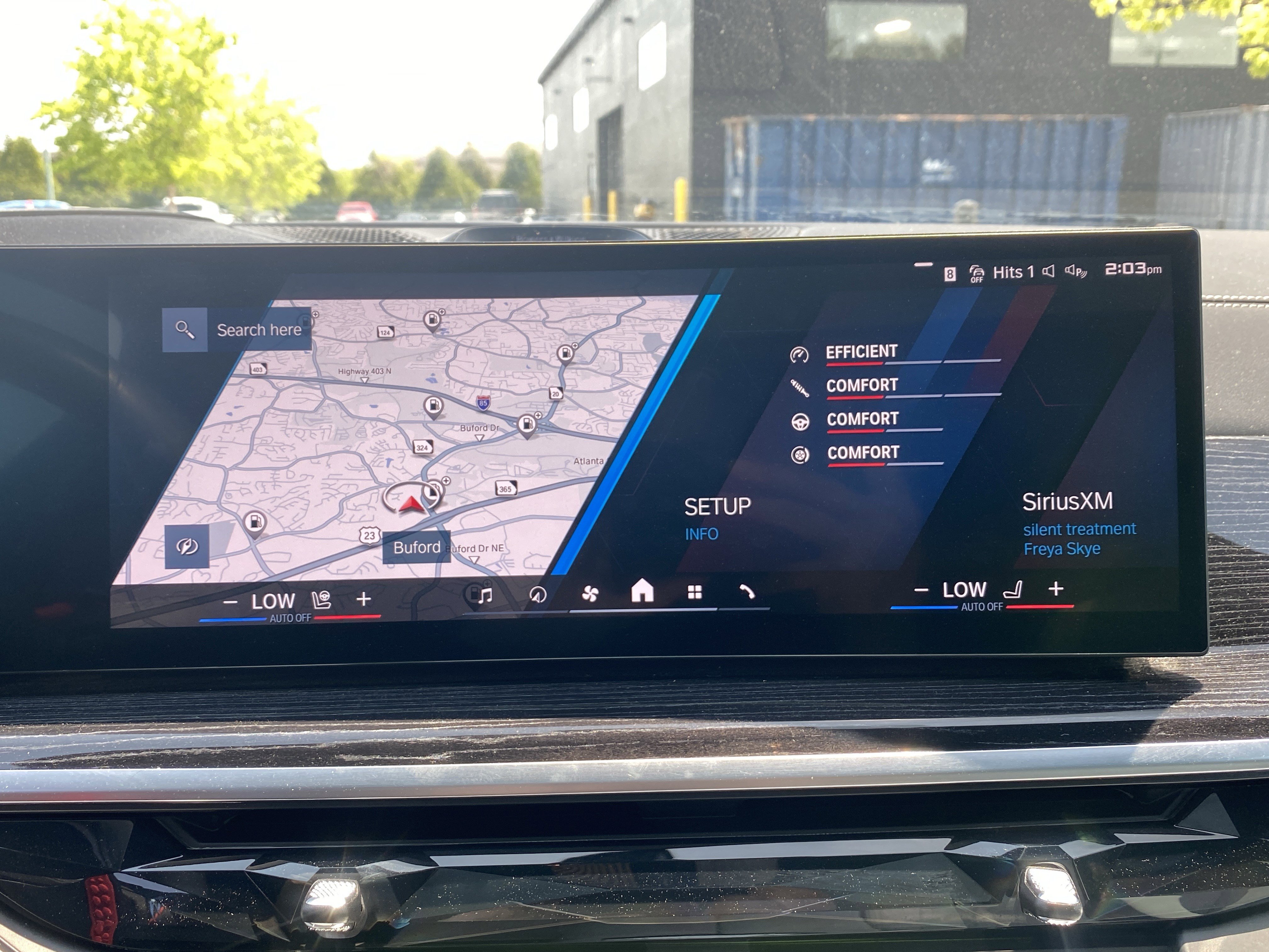 Used 2025 BMW X6 M Competition w/ Executive Package image 38