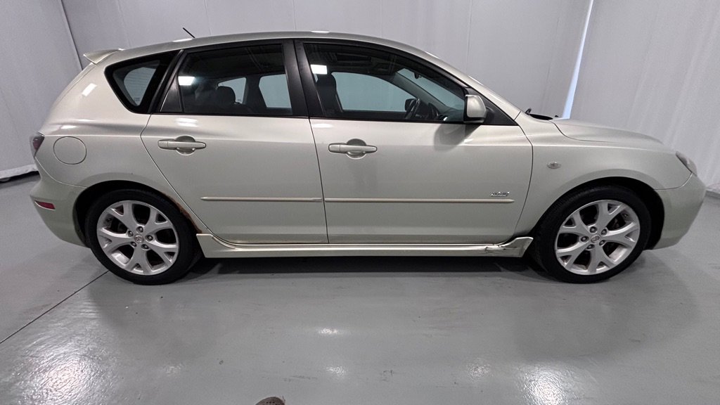 Used 2009 MAZDA MAZDA3 s Touring image 4