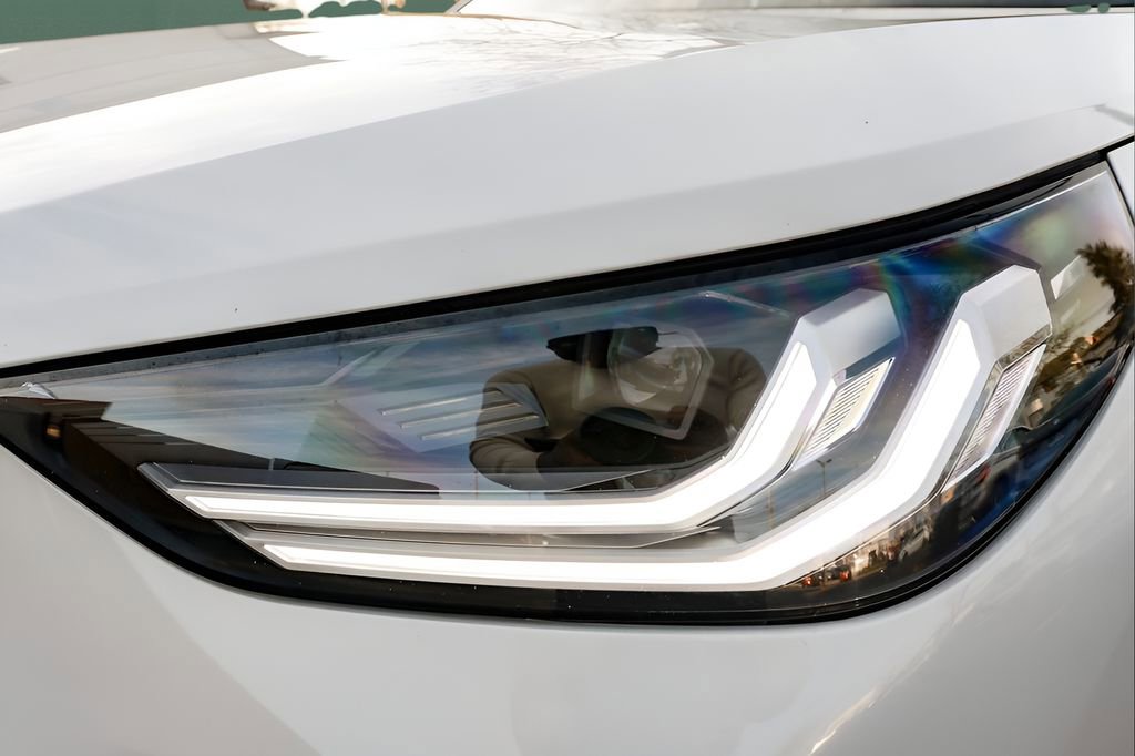 Used 2025 BMW X3 xDrive30i image 41