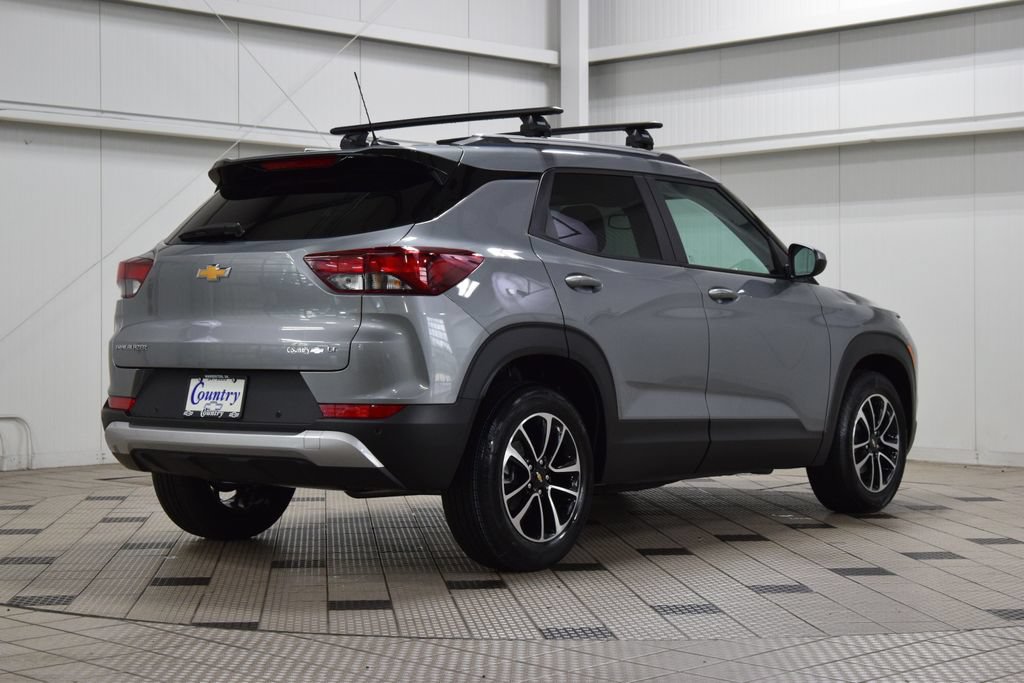 New 2026 Chevrolet TrailBlazer LT w/ Convenience Package FWD image 8