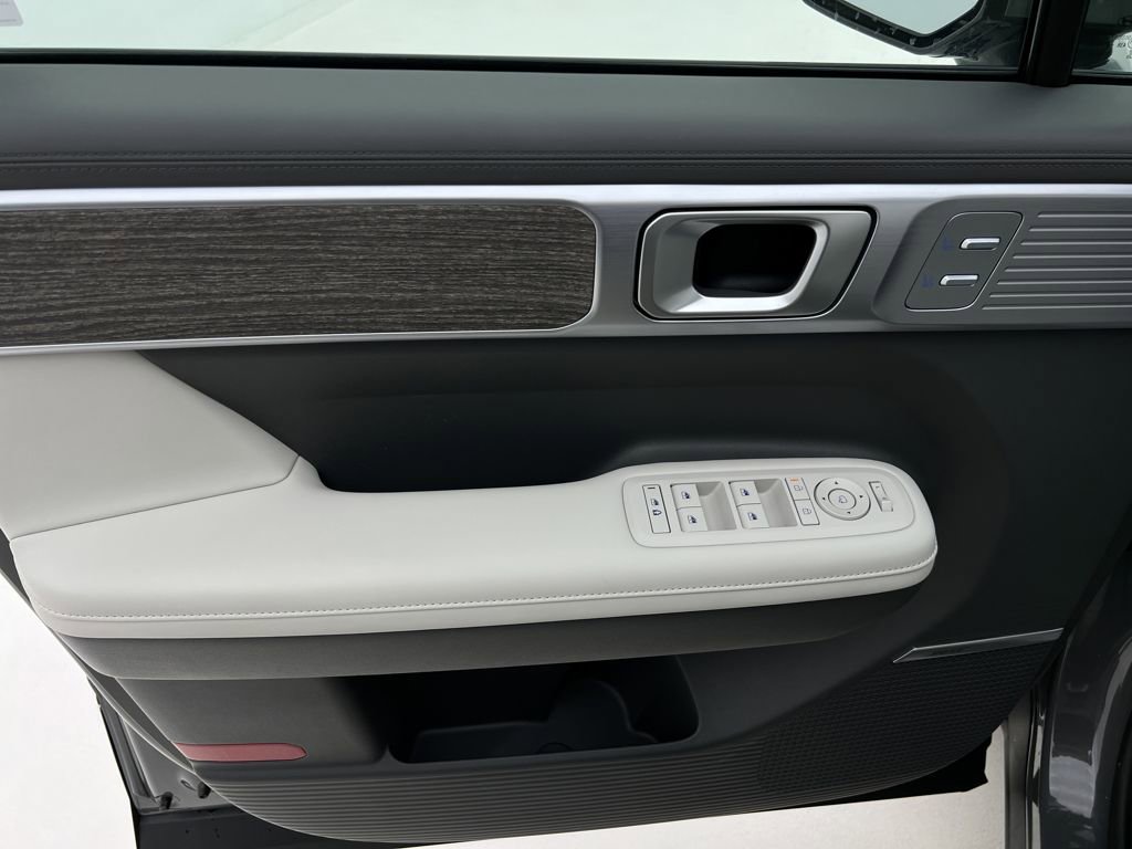 Used 2025 Hyundai Santa Fe Calligraphy image 26