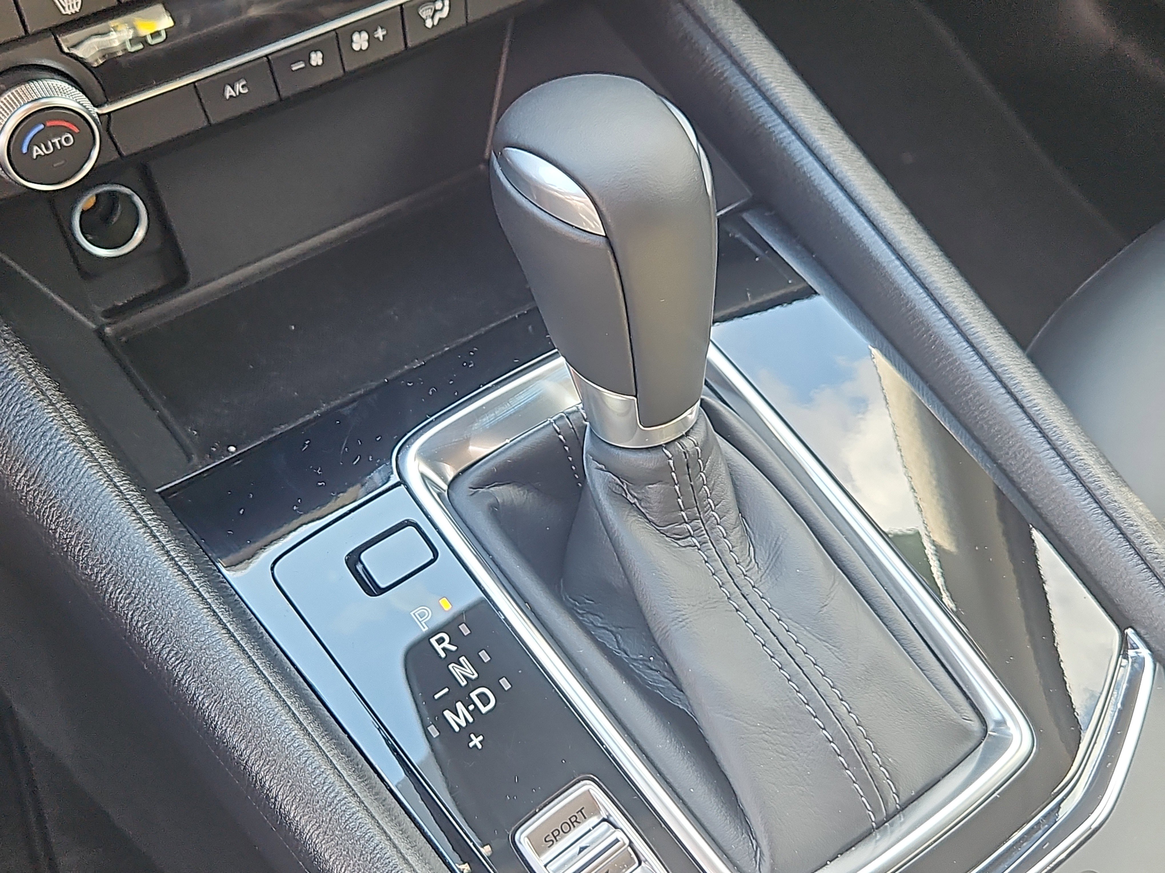 Certified 2025 MAZDA CX-5 AWD 2.5 S w/ Select Package image 16