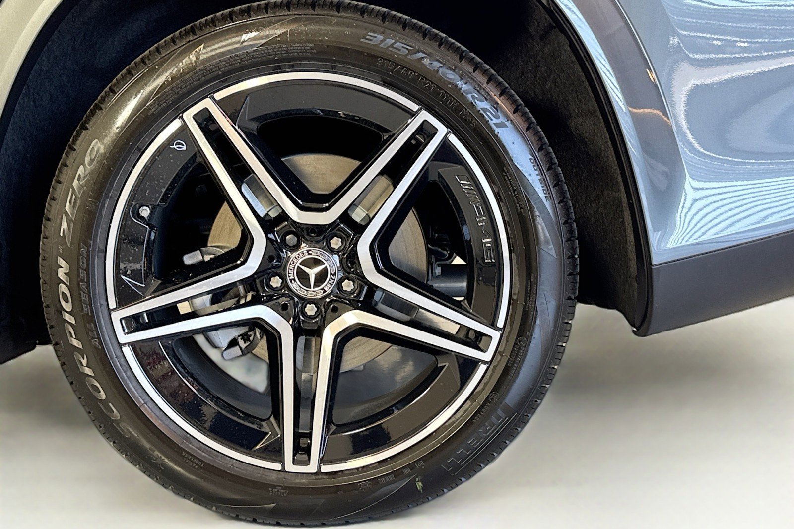 New 2026 Mercedes-Benz GLS 450 4MATIC image 30