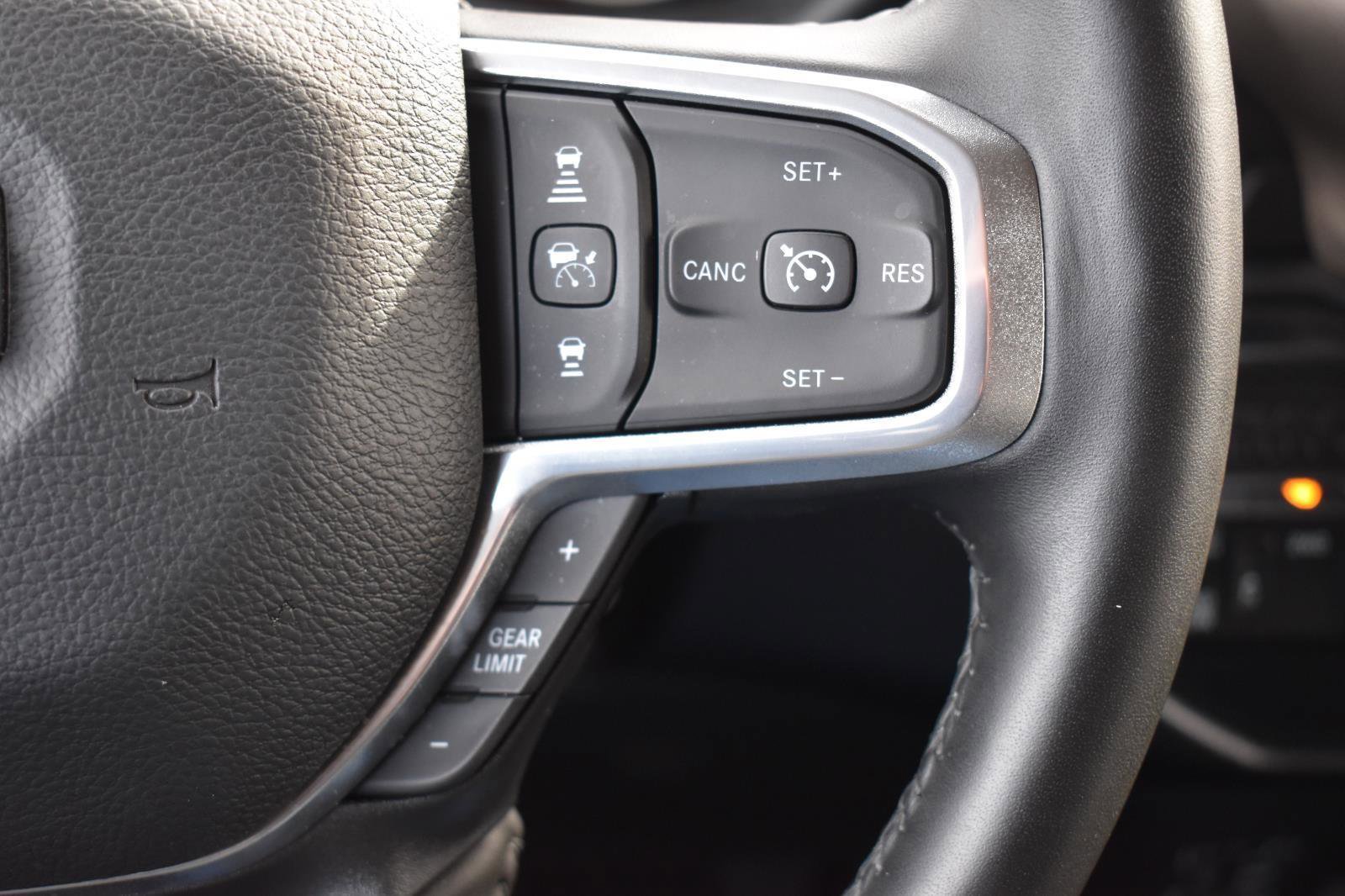 Used 2024 RAM 2500 Laramie w/ Safety Group image 8