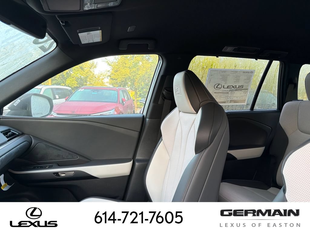 New 2026 Lexus TX 500h AWD w/ Technology Package image 22