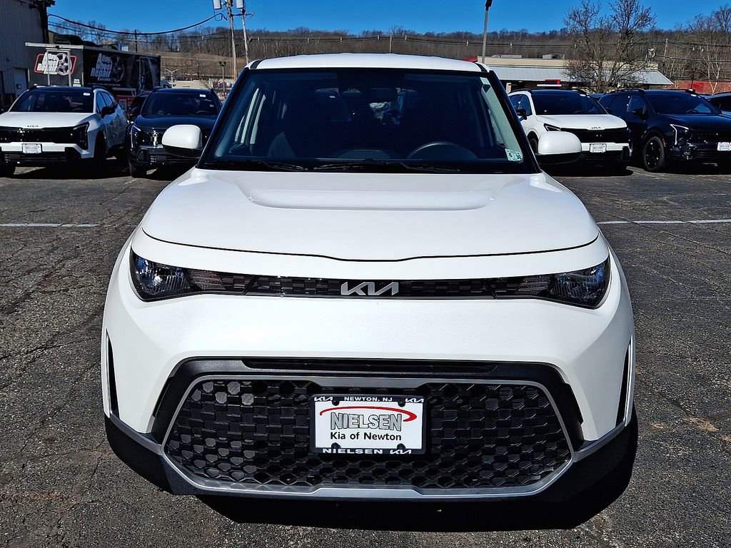 Certified 2025 Kia Soul LX image 20