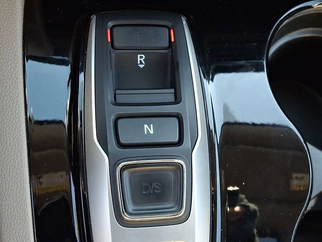 Used 2017 Honda Pilot Touring image 18