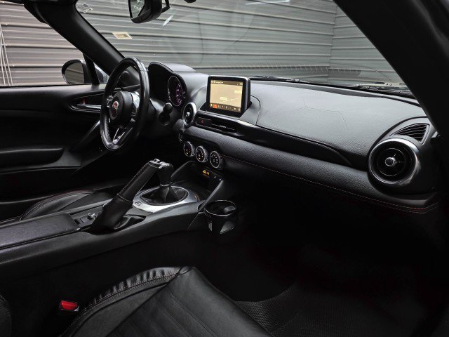 Used 2017 FIAT 124 Spider Abarth RWD image 14