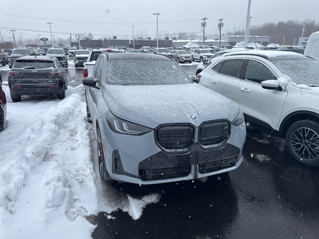 Used 2025 BMW X3 M50 w/ Premium Package image 3