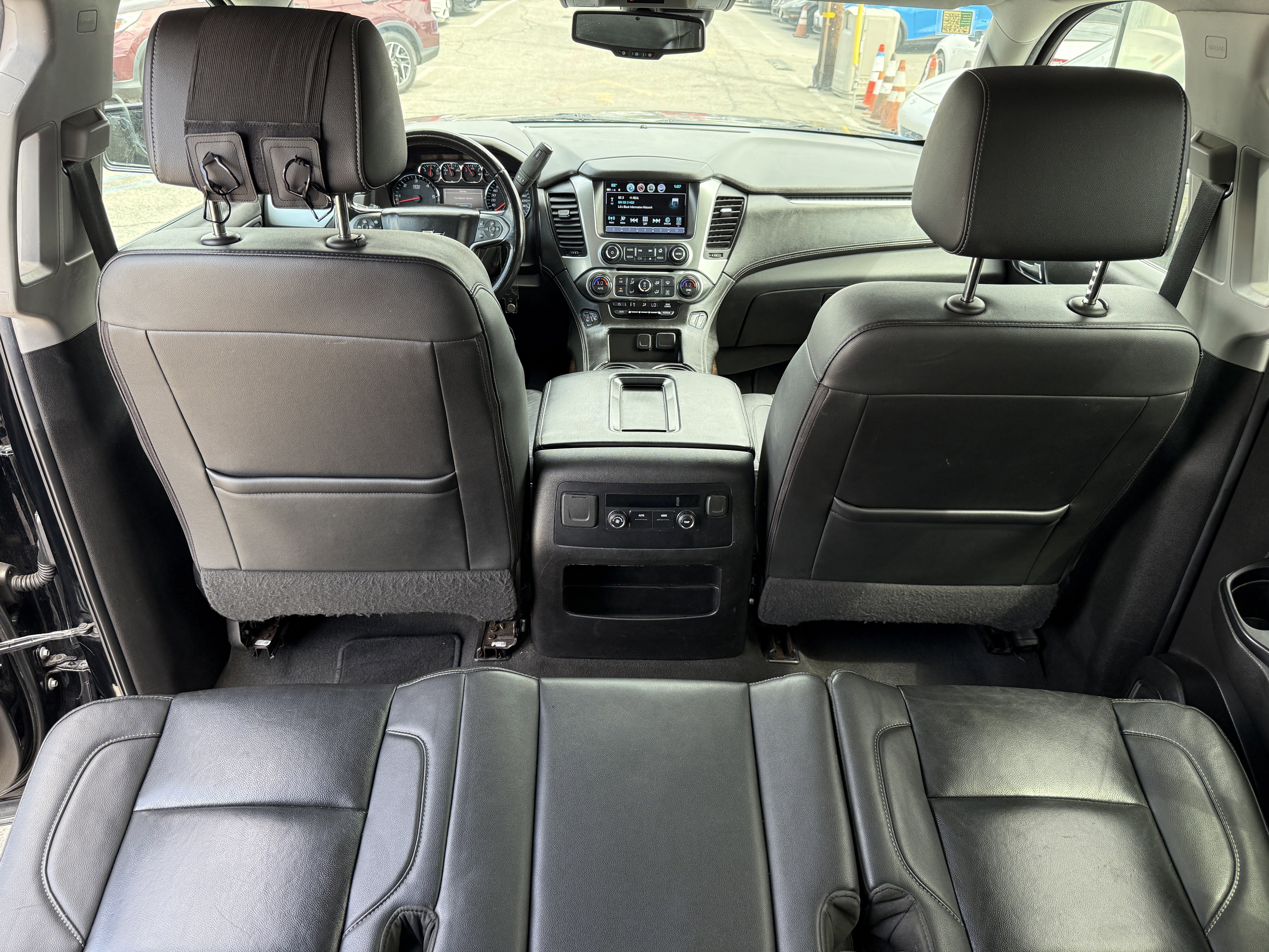 Used 2020 Chevrolet Suburban LT image 15