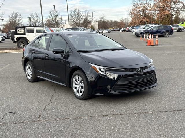 Used 2026 Toyota Corolla LE image 1