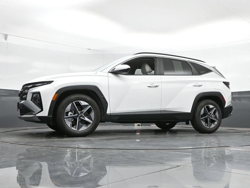 Used 2026 Hyundai Tucson SEL FWD image 45