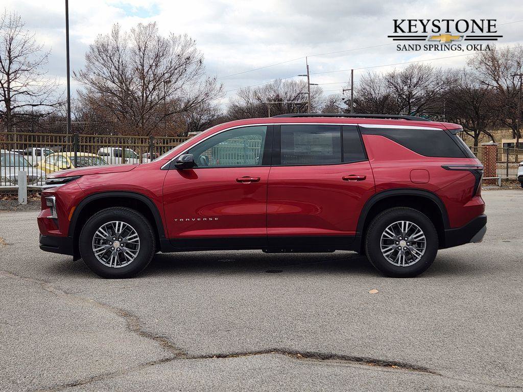 New 2026 Chevrolet Traverse LT w/ Driver Confidence Package image 4