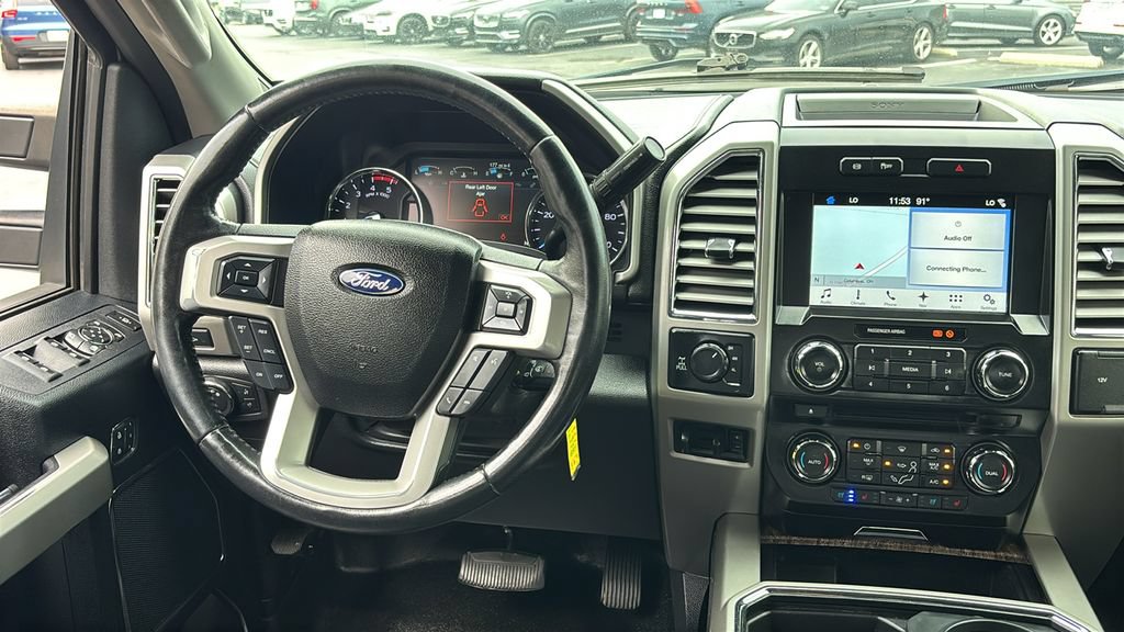 Used 2017 Ford F250 Lariat w/ Lariat Value Package AWD/4WD image 6