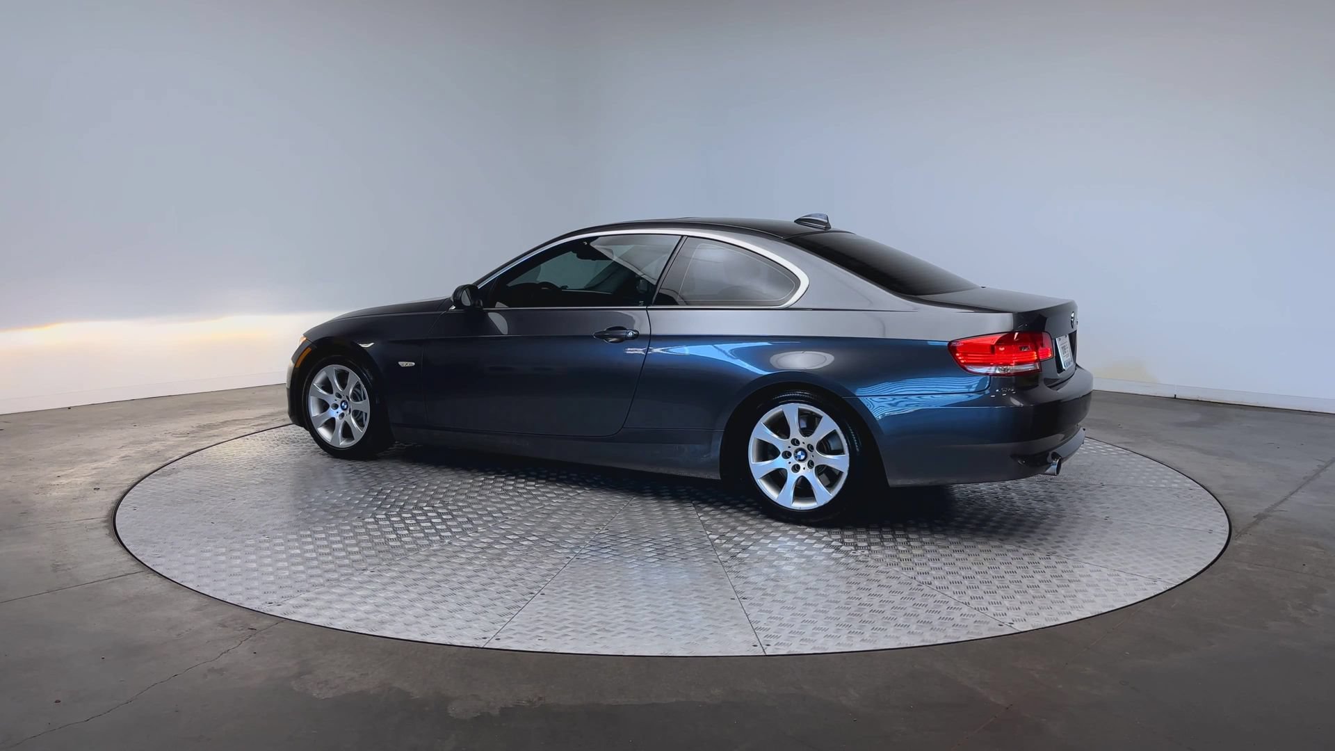 Used 2007 BMW 335i Coupe RWD image 6